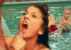 حار جدا سكس عنيف مترجم بالعربي شقراء الجنس