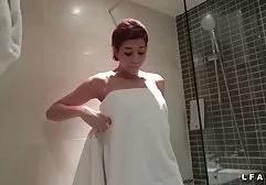 أستاذ من جامعة للطلاب غدا افلام سكس كامله مترجمه بالعربي
